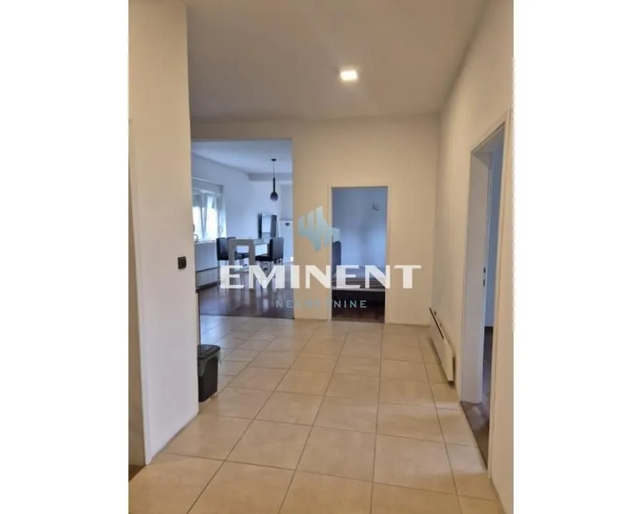 Rent, three bedroom apartment, 90m², Kluz, Zvezdara Sve Podlokacije