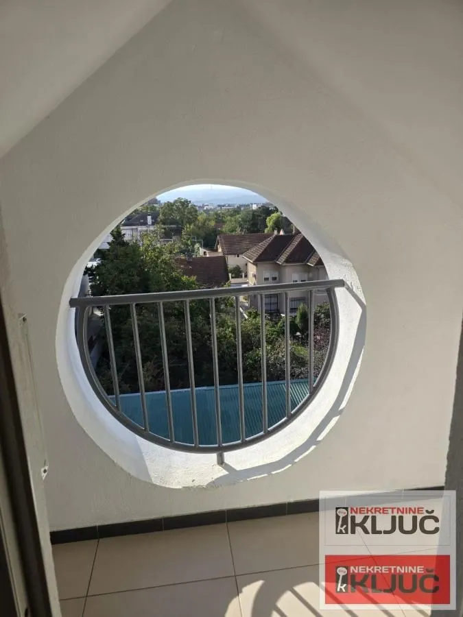 Prodaja, četvorosoban stan, 96m², Bulevar Evrope, Novi Sad Sve Podlokacije