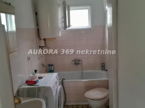 Prodaja, kuća, 166m², Sremska Kamenica, Petrovaradin - image 10