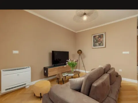 Rent, two bedroom apartment, 81m², Dobrota, Kotor - image 4