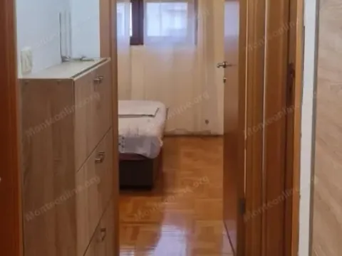 Prodaja, jednosoban stan, 41m², Stari Aerodrom, Podgorica - image 5