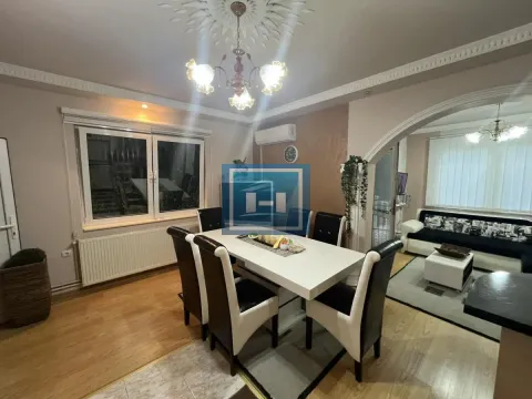 Sale, house, 222m², Paraćin, Srbija - image 5