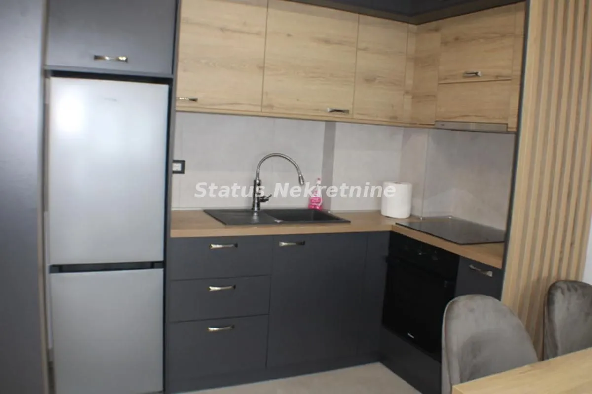Izdavanje, jednosoban stan, 41m², Banatić, Novi Sad Sve Podlokacije