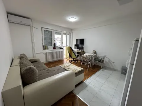 One Bedroom Apartment for Rent, 41m2, Bulevar Oslobodjenja, Novi Sad, Novi Sad