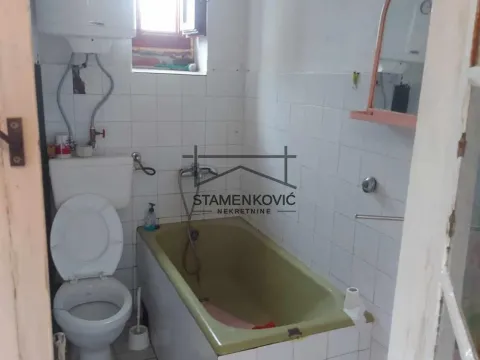 Prodaja, kuća, 120m², Ledinci, Petrovaradin - image 7