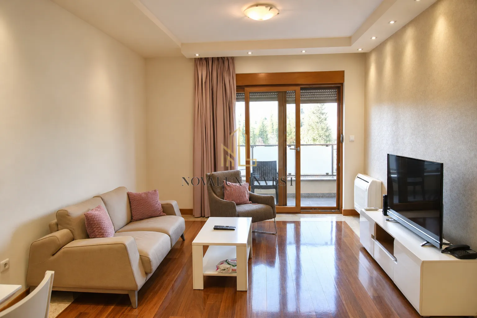 Rent, two bedroom apartment, 75m², Centar, Podgorica