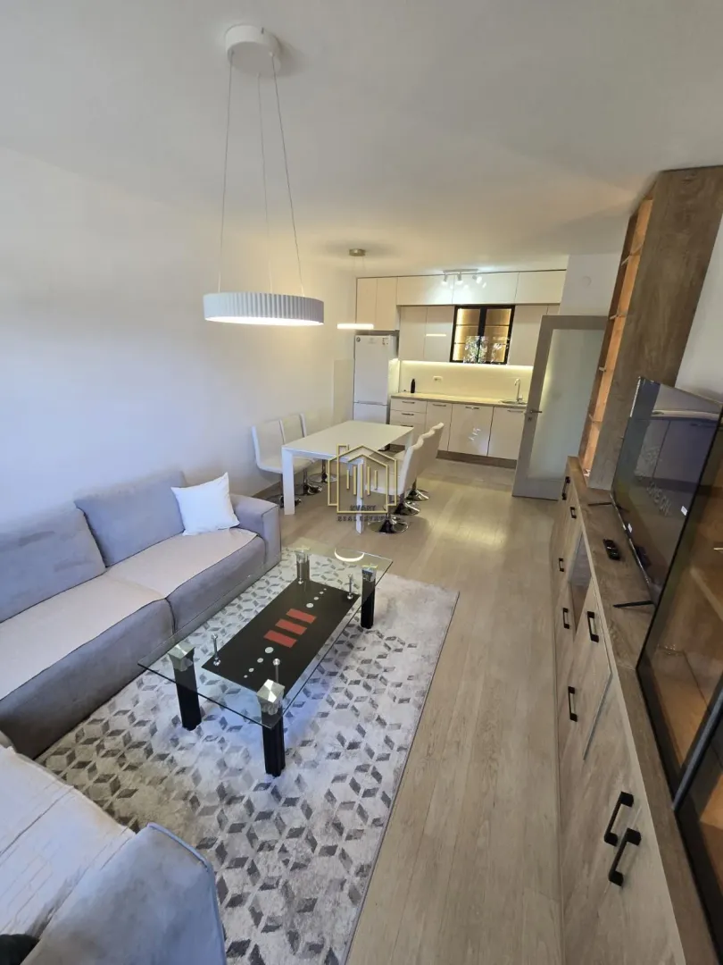 Rent, two bedroom apartment, 70m², City Kvart, Podgorica