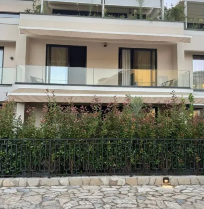 Prodaja, kuća, 160m², Budva okolina, Budva