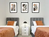 Sale, three bedroom apartment, 109m², Dobrota, Kotor - image 12