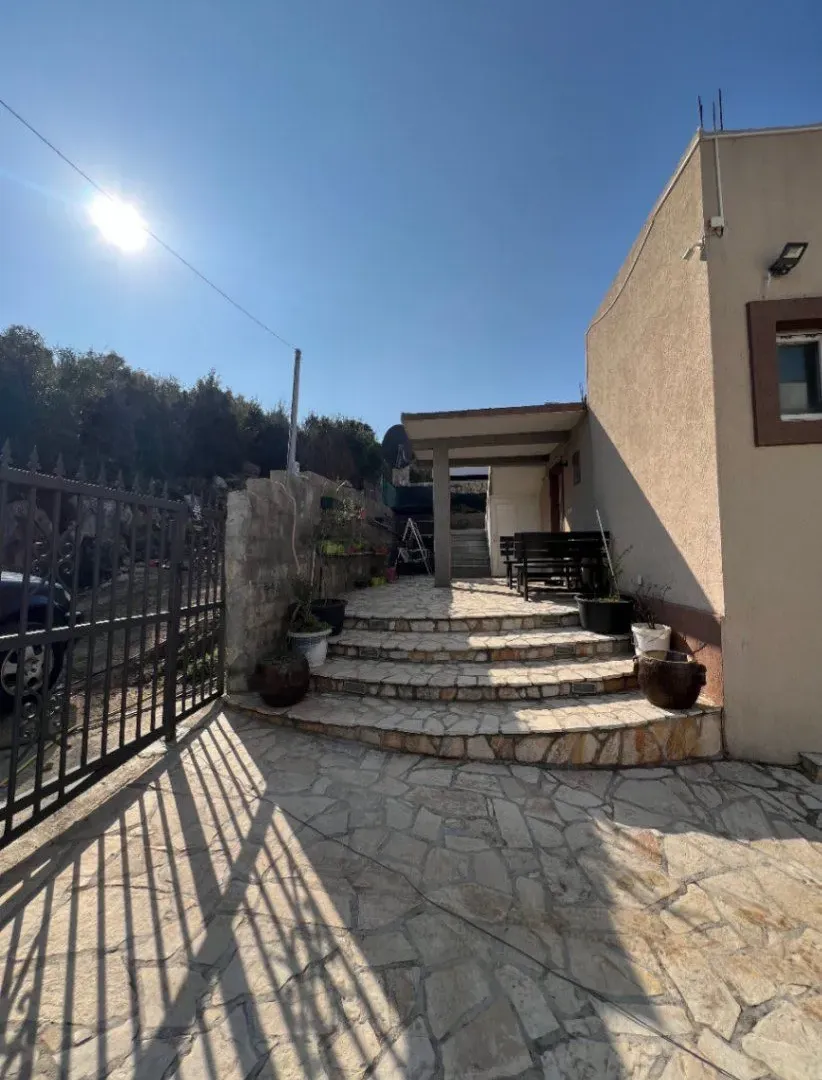 Sale, house, 168m², Bar, Crna Gora