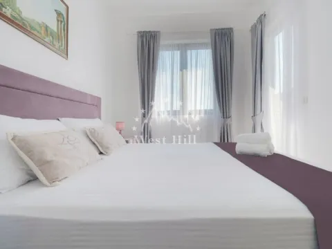 Sale, one bedroom apartment, 51m², Bečići, Budva - image 9