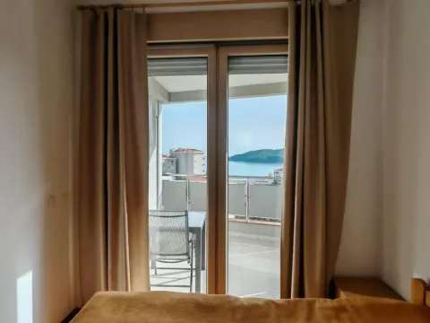 Sale, two bedroom apartment, 67m², Bečići, Budva - image 8