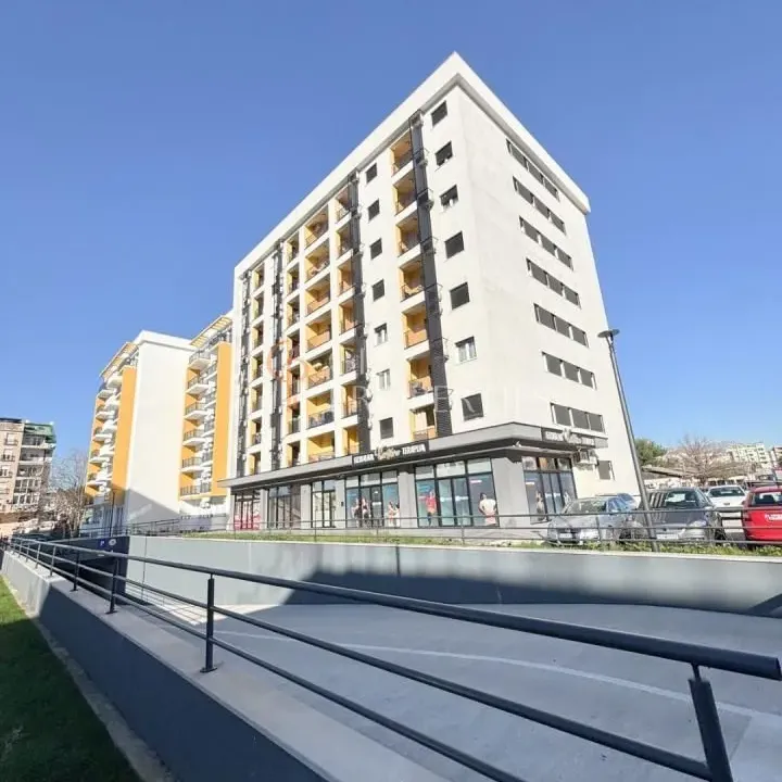 Izdavanje, stan, 45m², Pobrežje, Podgorica