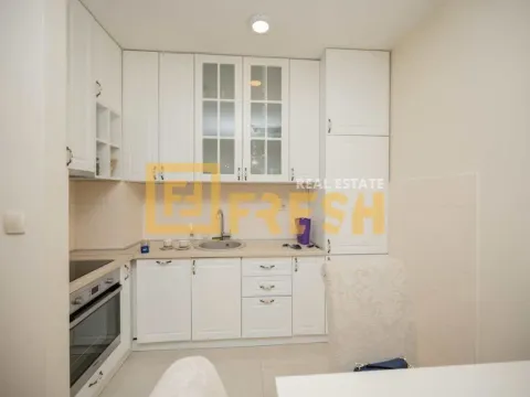 Rent, one bedroom apartment, 54m², City Kvart, Podgorica - image 10