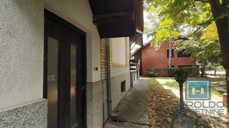 Sale, office space, 731m², Aqua park, Jagodina