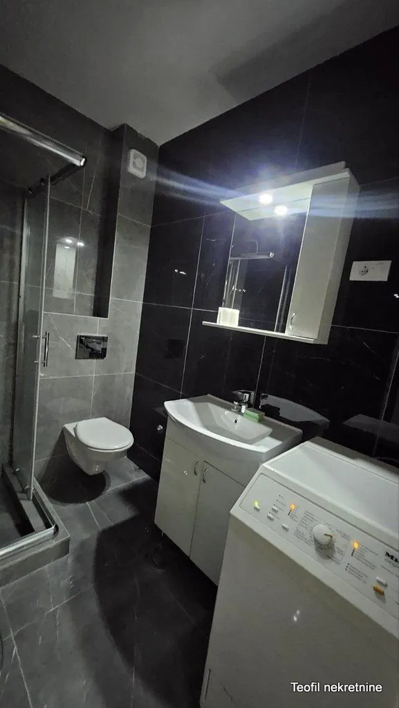 Prodaja, trosoban stan, 66m², Lazarevac, Beograd