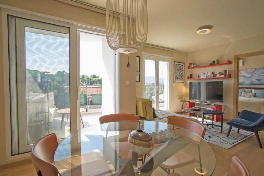 Sale, two bedroom apartment, 64m², Pod Kuk, Tivat
