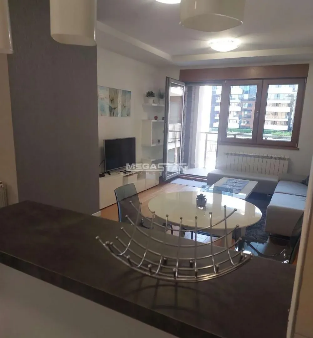 Rent, two bedroom apartment, 60m², Novi Beograd Sve Podlokacije, Beograd