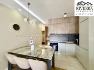 Sale, three bedroom apartment, 72m², Dobrota, Kotor - image 2