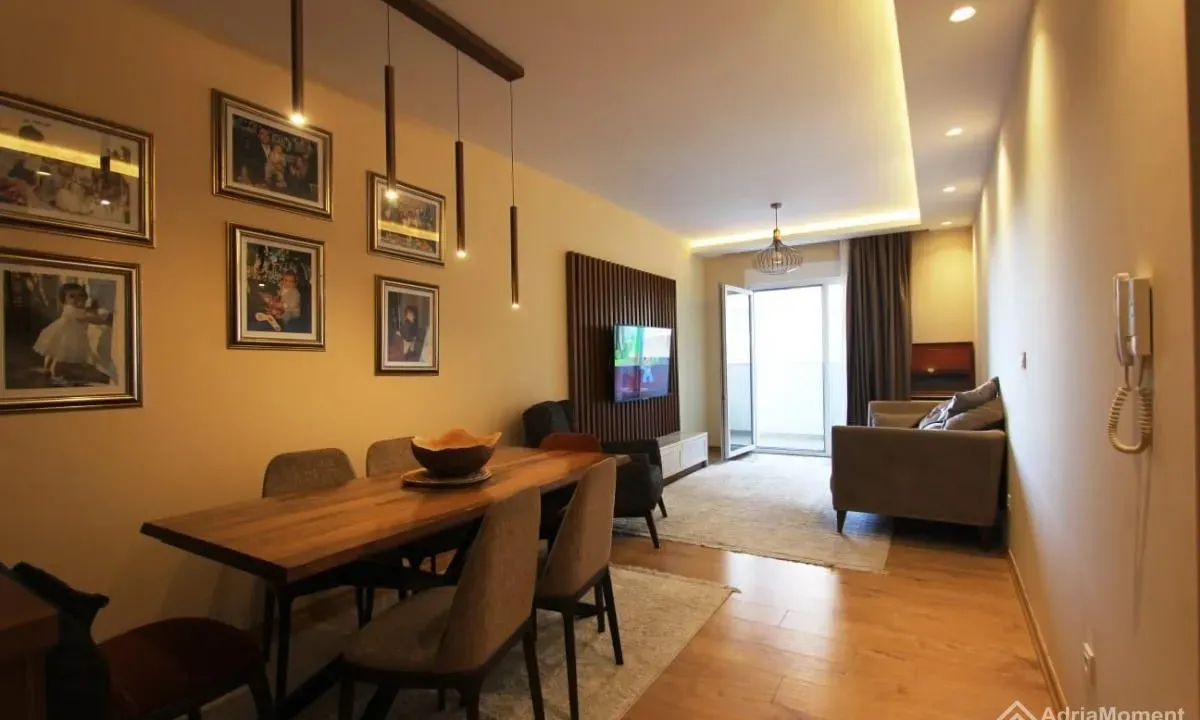 Sale, three bedroom apartment, 88m², Centar, Budva
