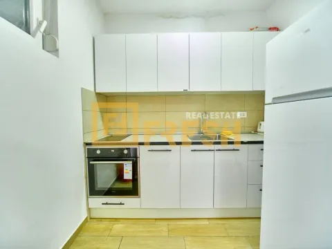 Izdavanje, jednosoban stan, 55m², Stari Aerodrom, Podgorica - image 4