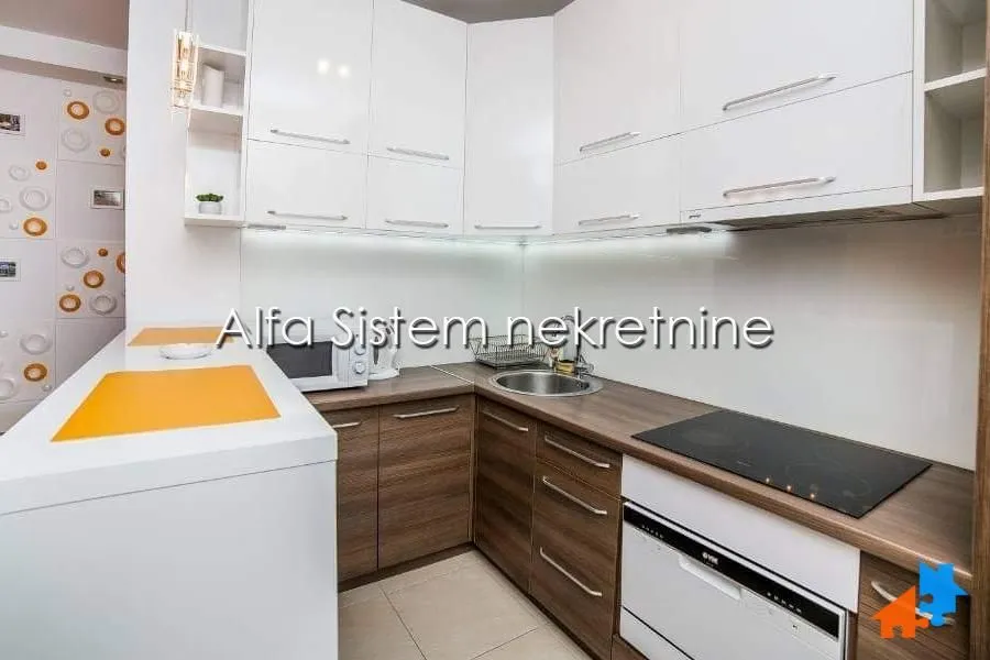 Rent, apartment, 35m², Čubura, Beograd