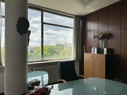 Rent, office space, 115m², Savski Venac, Beograd - image 18