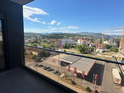 Prodaja, dvosoban stan, 63m², Stari Aerodrom, Podgorica - image 11
