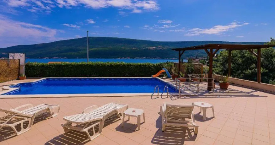 Prodaja, kuća, 270m², Đenovići, Herceg Novi