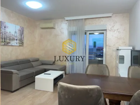 Rent, two bedroom apartment, 75m², City Kvart, Podgorica