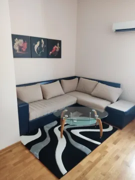 Izdavanje, trosoban stan, 105m², Lekino Brdo, Voždovac Sve Podlokacije - image 6