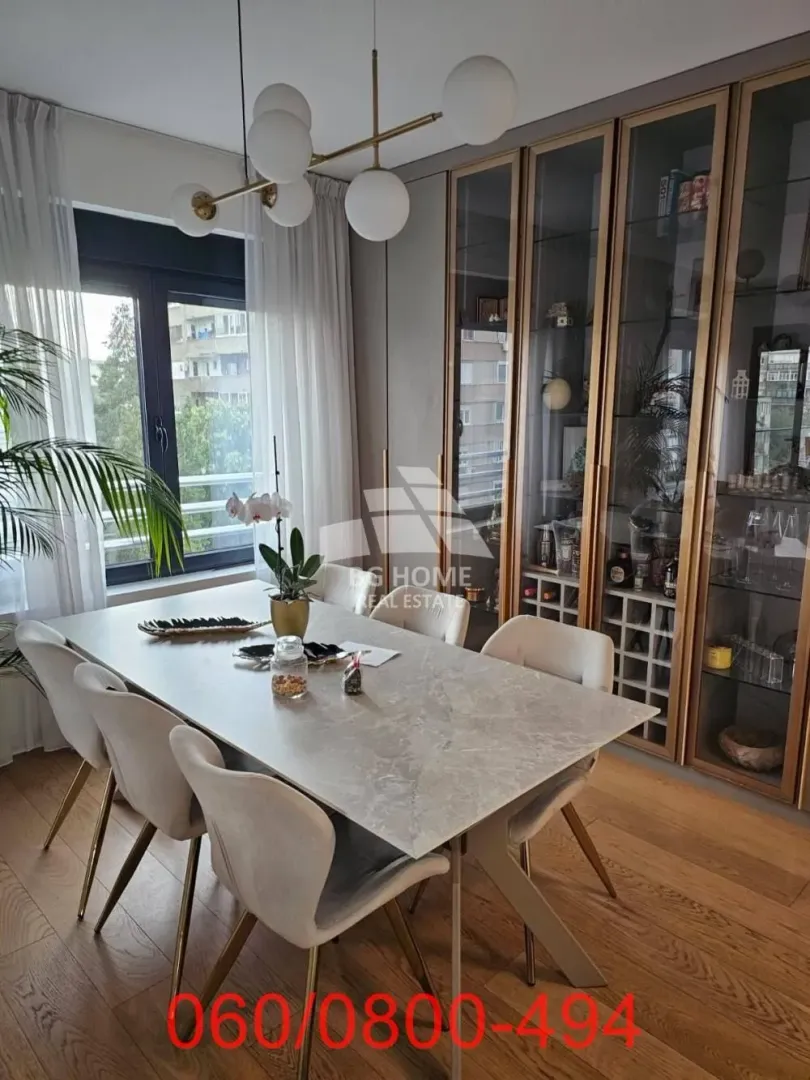 Sale, four bedroom apartment, 106m², Južni Bulevar, Vračar Sve Podlokacije