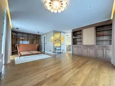 Izdavanje, kuća, 230m², Gornja Gorica, Podgorica - image 9