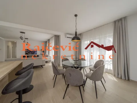 Prodaja, četvorosoban stan, 145m², Savski Venac, Beograd - image 8