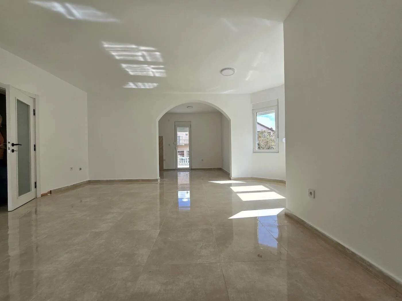 Rent, office space, 337m², Stari Aerodrom, Podgorica