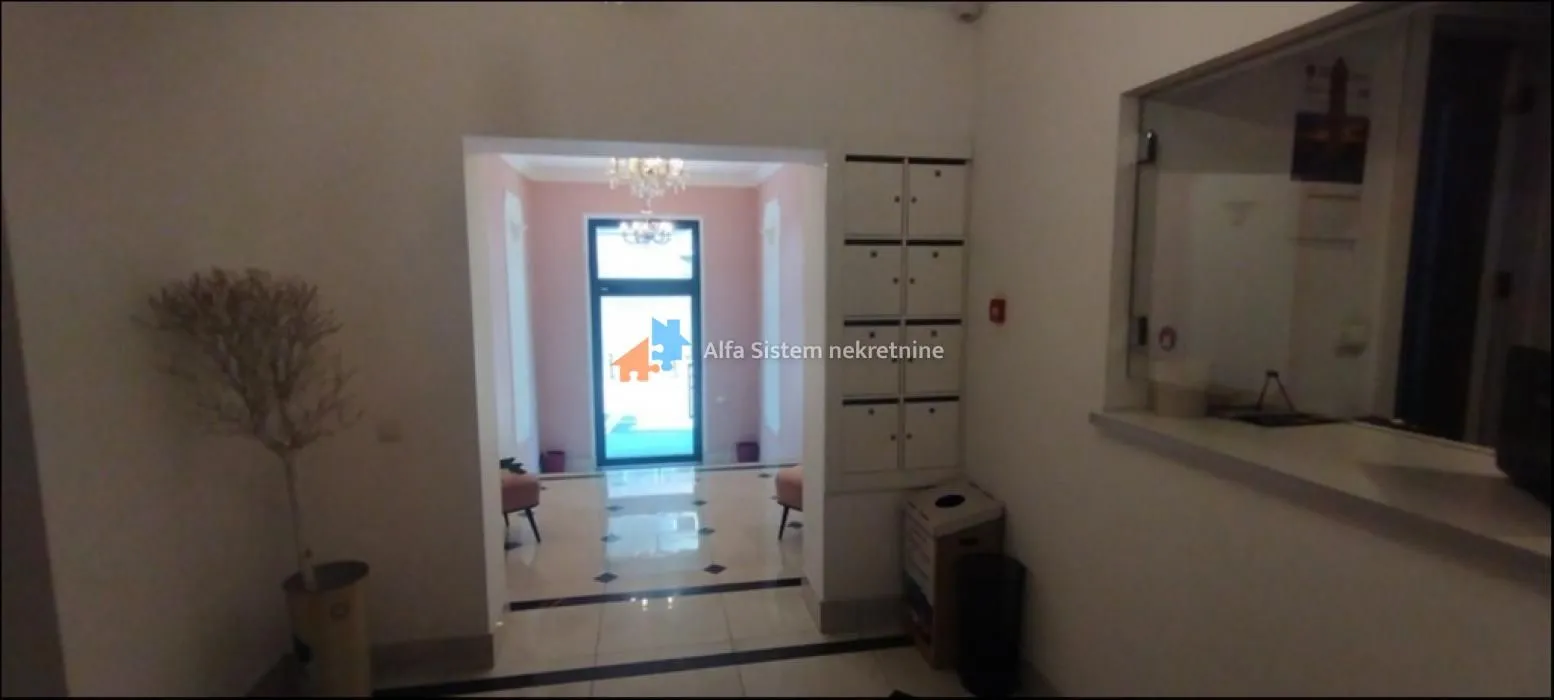 Rent, three bedroom apartment, 170m², Vračar Sve Podlokacije, Beograd