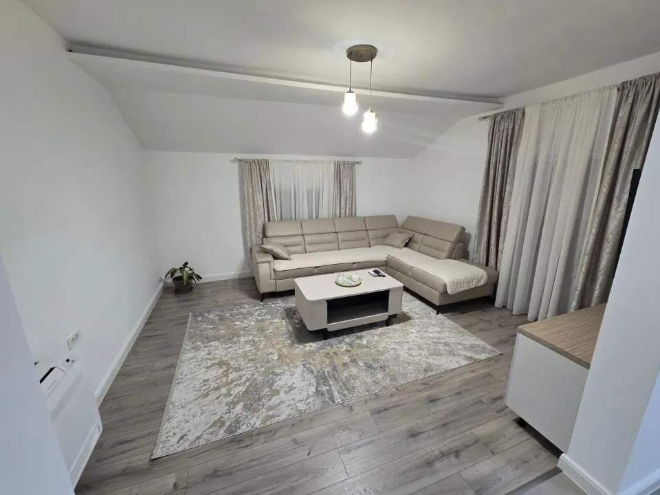 Izdavanje, dvosoban stan, 100m², Zabjelo, Podgorica