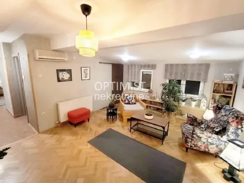 Prodaja, četvorosoban stan, 65m², Filmski Grad, Beograd - image 2