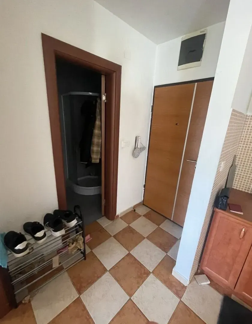 Rent, one bedroom apartment, 40m², Krivi Most, Podgorica