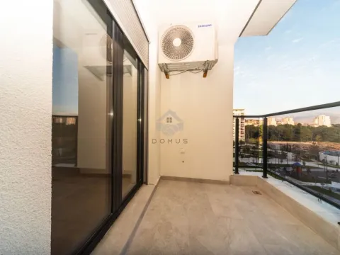 Prodaja, jednosoban stan, 52m², Tološi, Podgorica - image 7