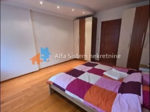 Rent, four bedroom apartment, 160m², Vračar Centar, Vračar Sve Podlokacije - image 14