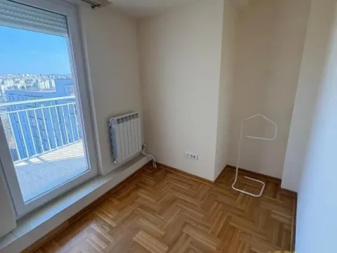 Izdavanje, četvorosoban stan, 120m², Trošarina, Voždovac Sve Podlokacije - image 17