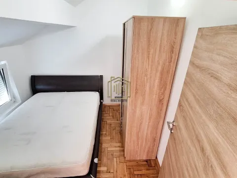 Izdavanje, dvosoban stan, 58m², Zlatica, Podgorica - image 6