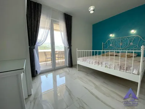 Rent, three bedroom apartment, 115m², Bečići, Budva - image 13