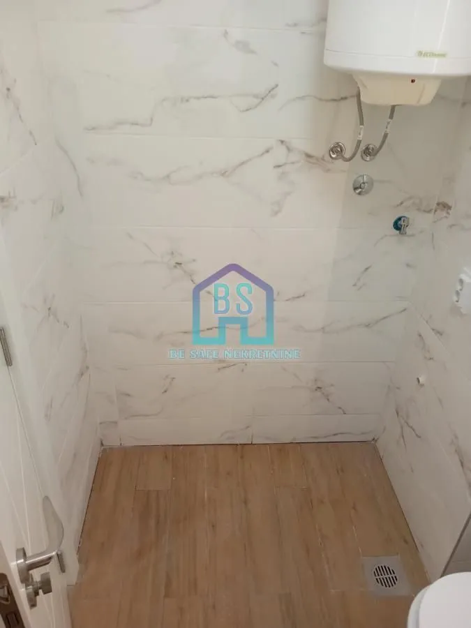 Prodaja, garsonjera, 26m², Socijalno, Novi Sad Sve Podlokacije