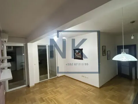 Prodaja, dvosoban stan, 72m², Vezirov Most, Podgorica - image 1