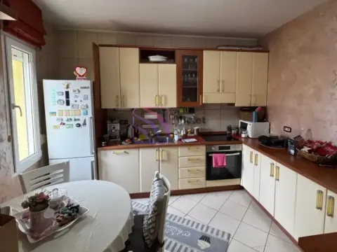 Prodaja, trosoban stan, 109m², Momišići, Podgorica - image 10