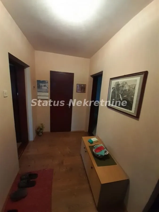 Prodaja, kuća, 228m², Kać, Novi Sad Sve Podlokacije