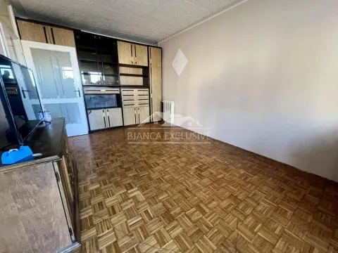 Sale, two bedroom apartment, 58m², Novi Beograd Blok 61, Novi Beograd Sve Podlokacije - image 3