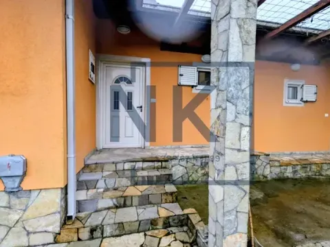 Rent, house, 170m², Tološi, Podgorica - image 6